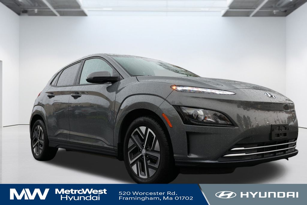 2023 Hyundai Kona Electric SE photo 3