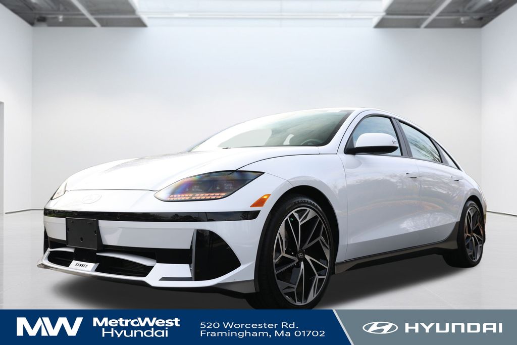 2023 Hyundai IONIQ 6 SEL's photo