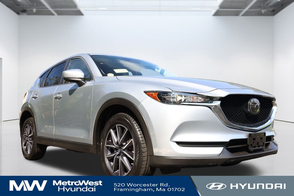 2018 Mazda CX-5 Touring photo 3