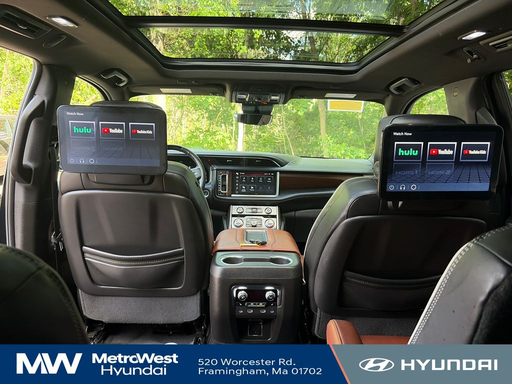 2024 GMC Yukon Denali Ultimate - Photo 32