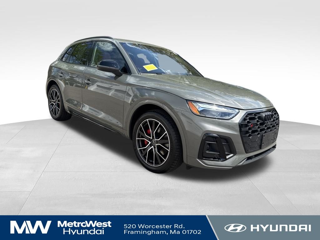 2024 Audi SQ5 Premium Plus's photo