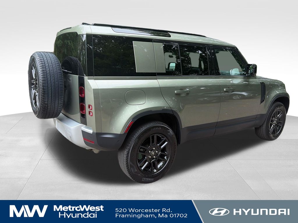 2025 Land Rover Defender S - Photo 5