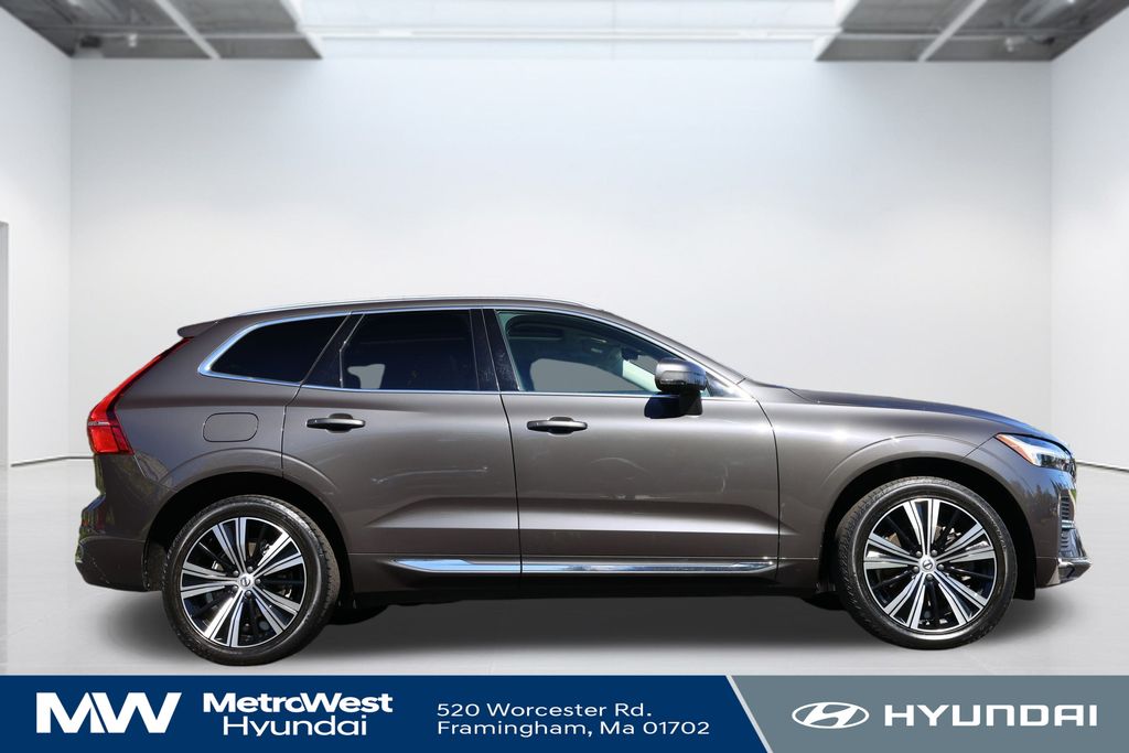 2022 Volvo XC60 Inscription photo 4