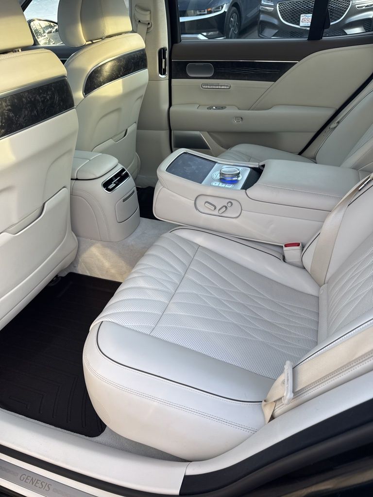 2024 GENESIS G90 Base - Photo 11