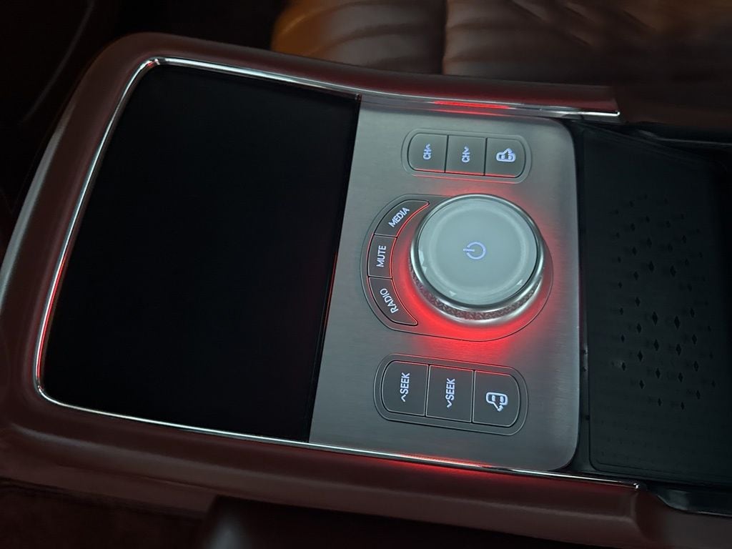 2024 GENESIS G90 Base - Photo 12