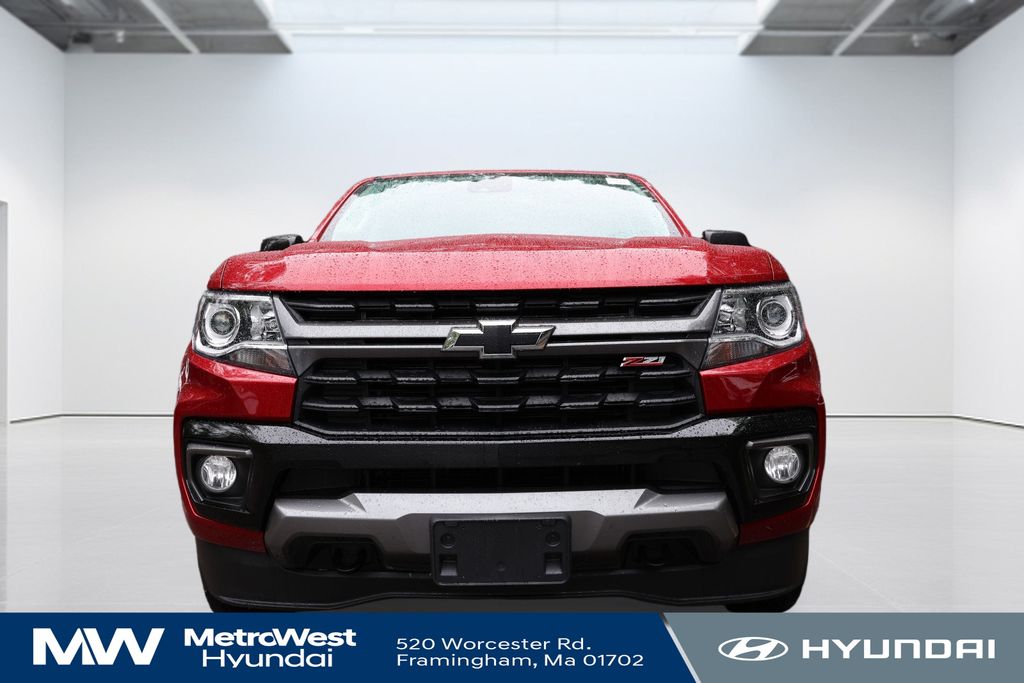 2021 Chevrolet Colorado Z71 photo 2