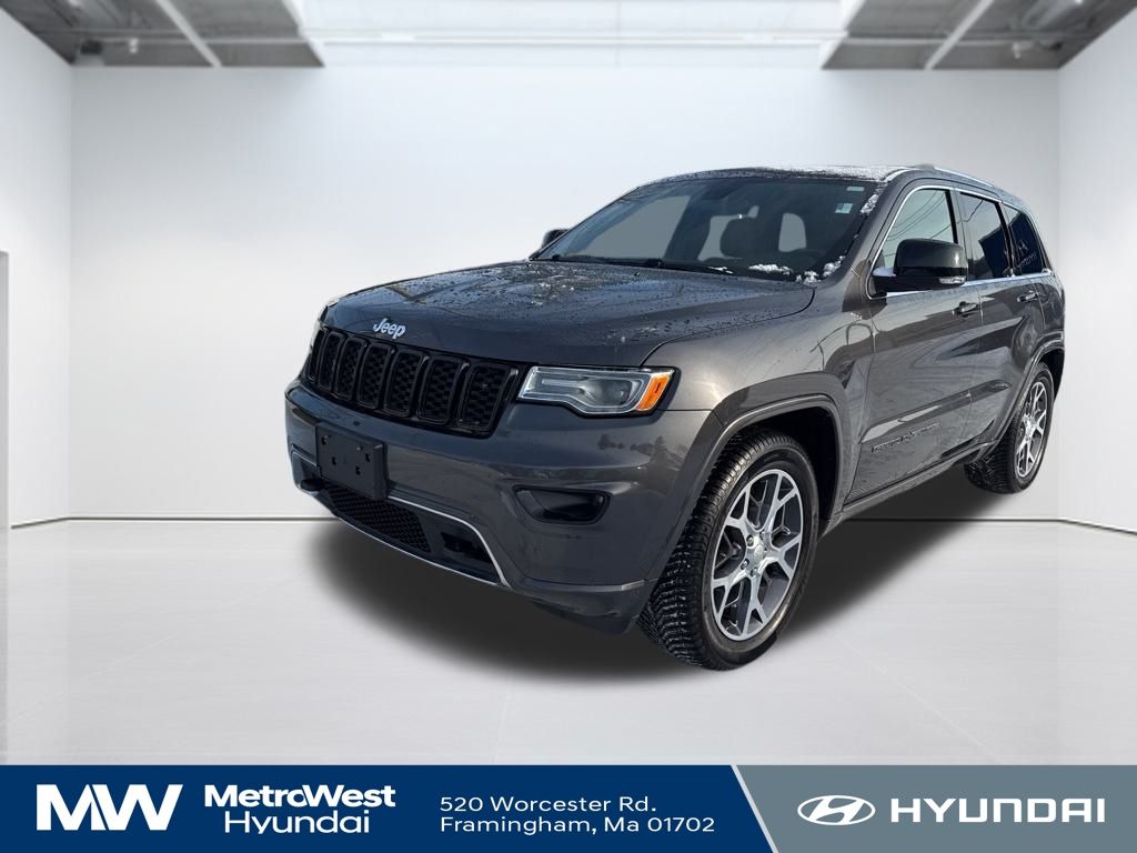 2019 Jeep Grand Cherokee Overland's photo