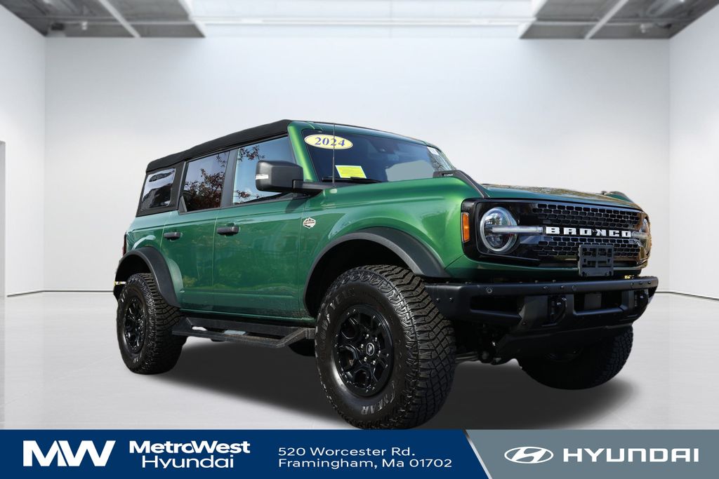 2024 Ford Bronco Wildtrak photo 3