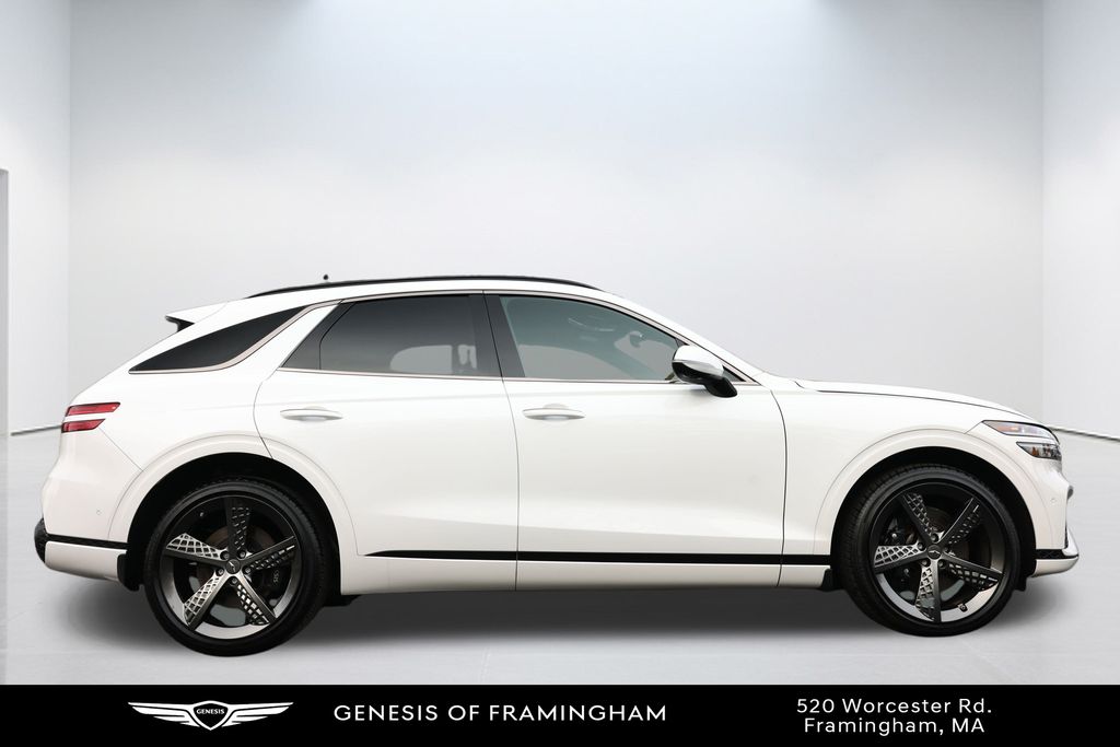 2025 Genesis GV70 3.5T Sport photo 3
