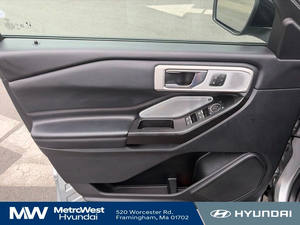 2020 Ford Explorer Platinum - Photo 11