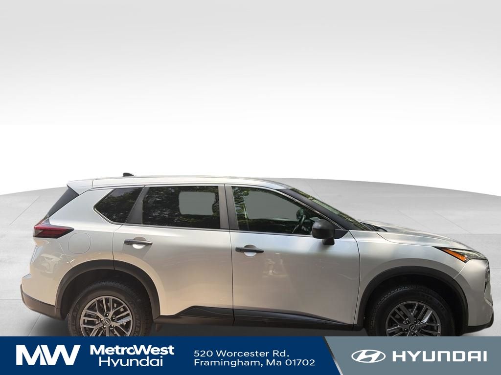 2024 Nissan Rogue S - Photo 6