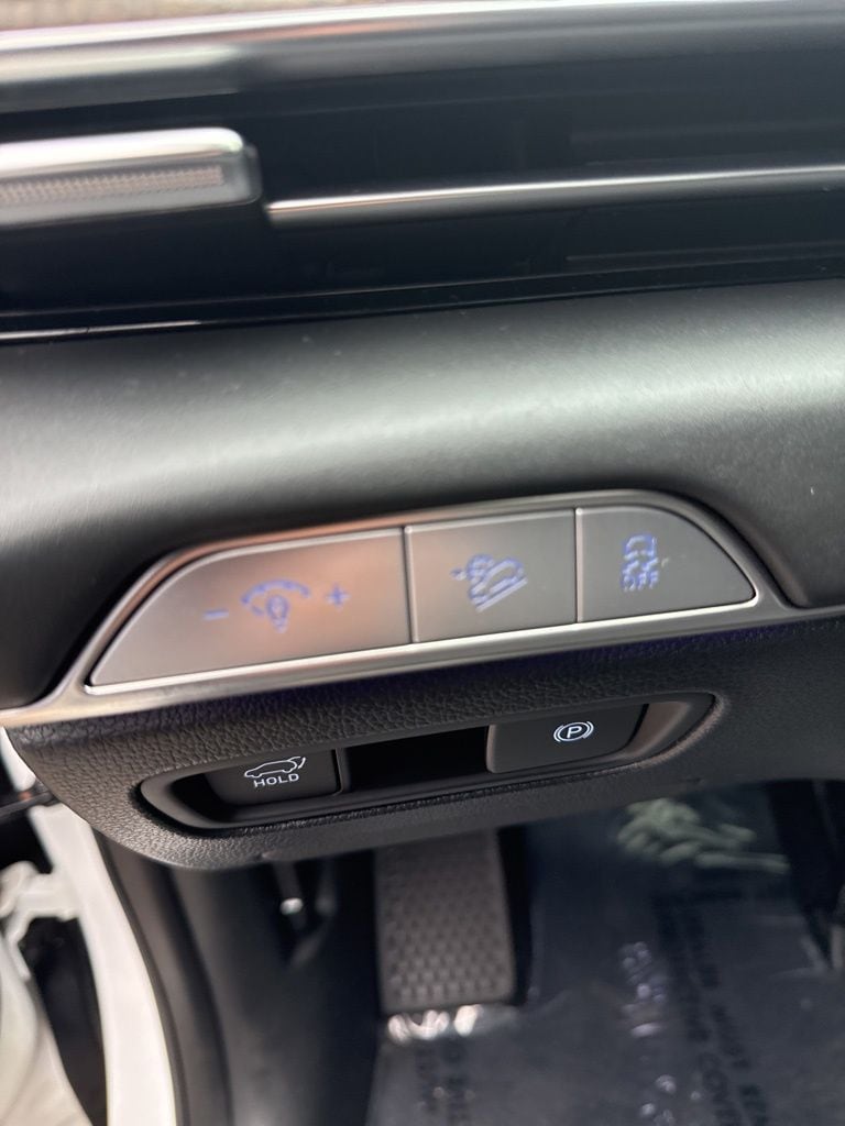2025 GENESIS GV80 Advanced - Photo 17