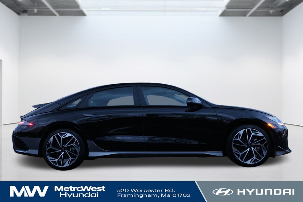 2023 Hyundai Ioniq 6 SEL photo 4