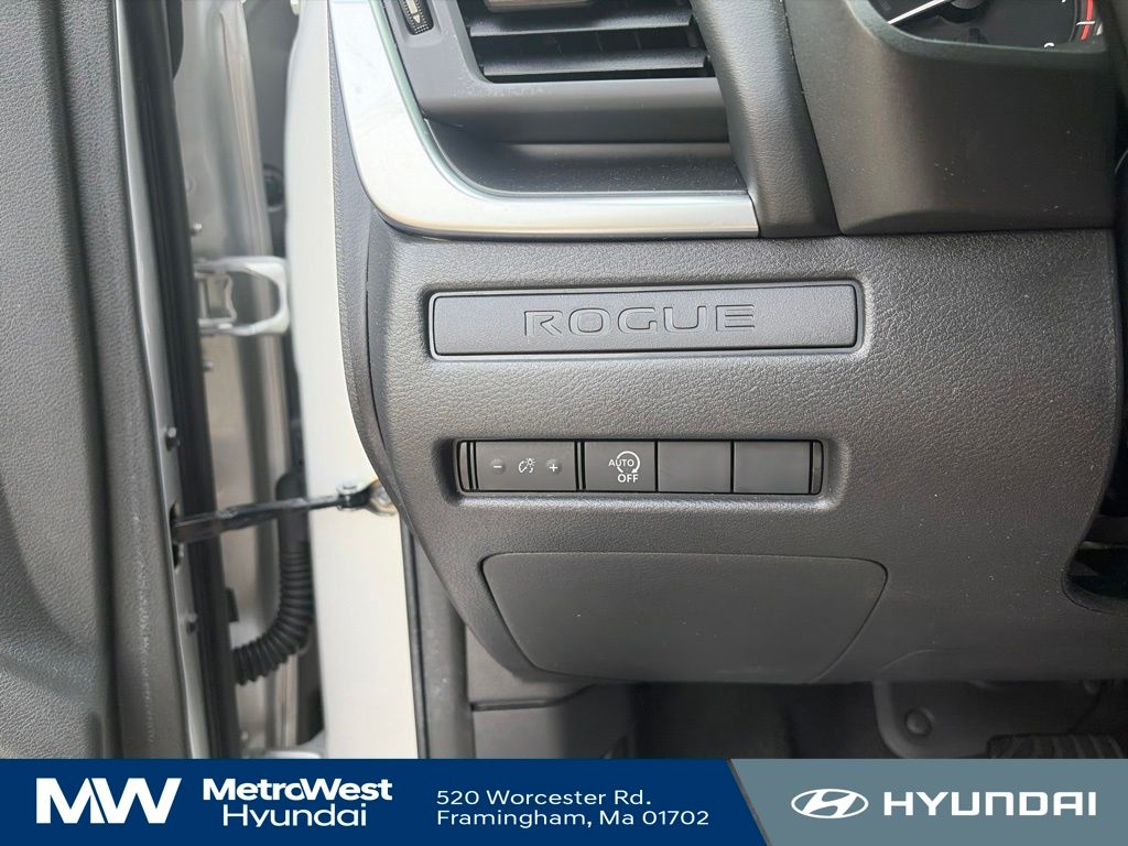 2024 Nissan Rogue S - Photo 26