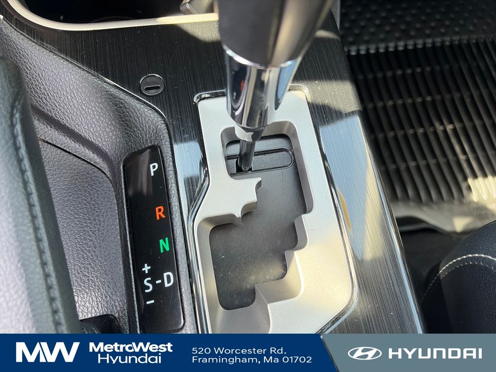2018 Toyota RAV4 Limited - Photo 24