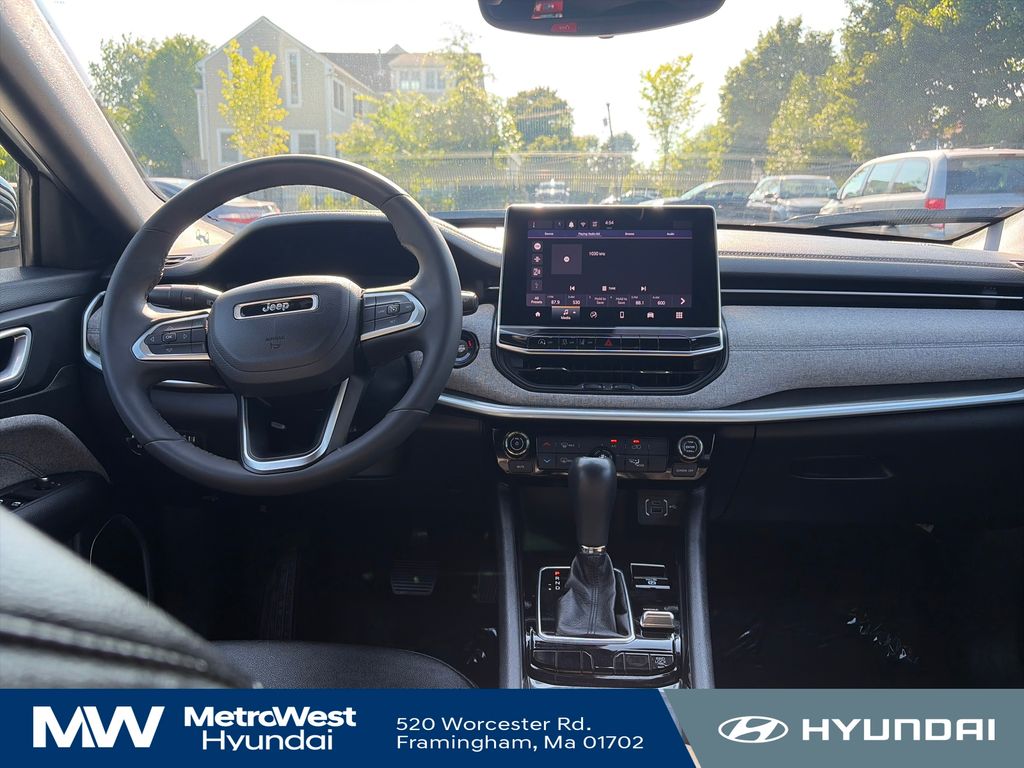 2024 Jeep Compass Latitude - Photo 12