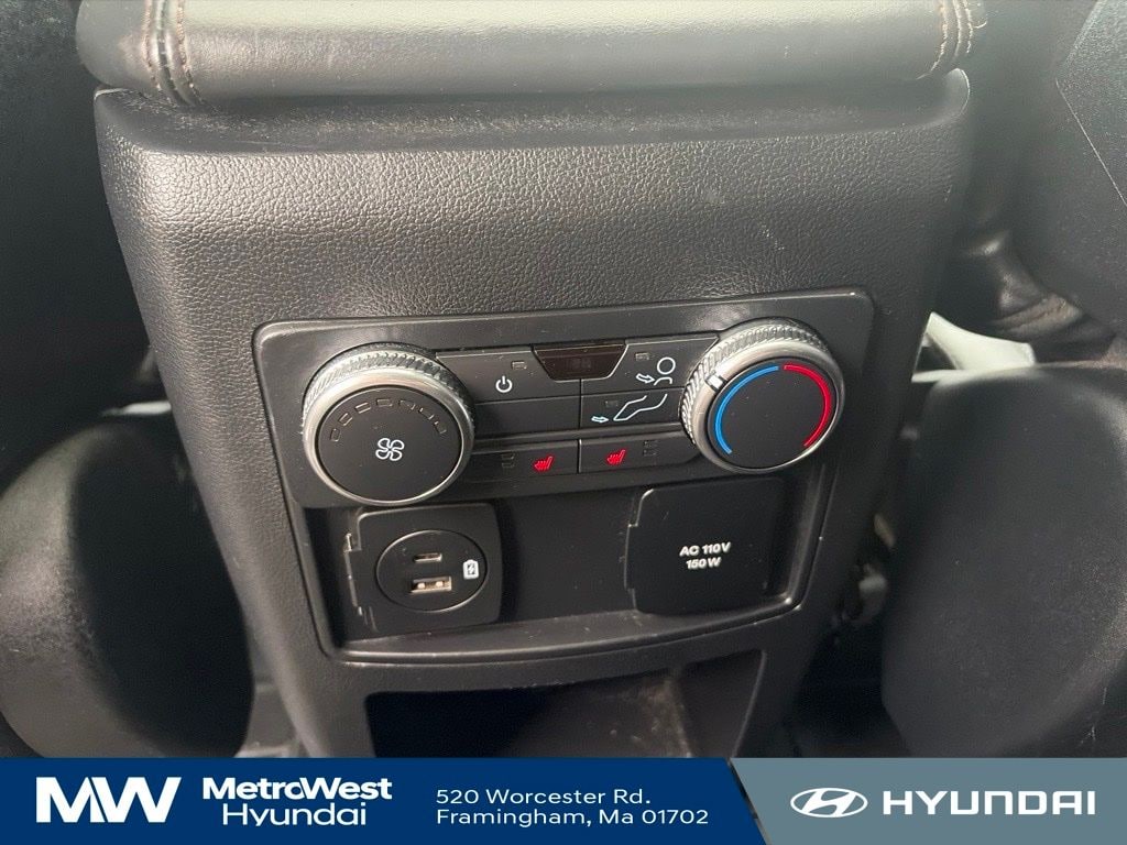 2020 Ford Explorer Platinum - Photo 16