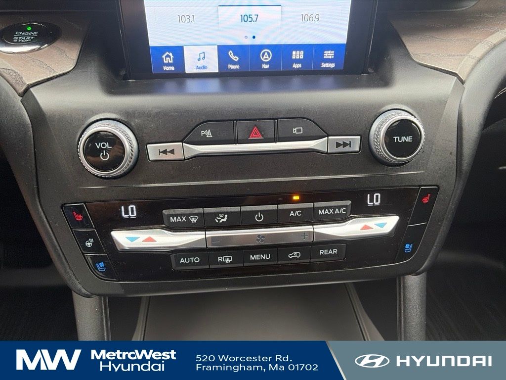 2020 Ford Explorer Platinum - Photo 18