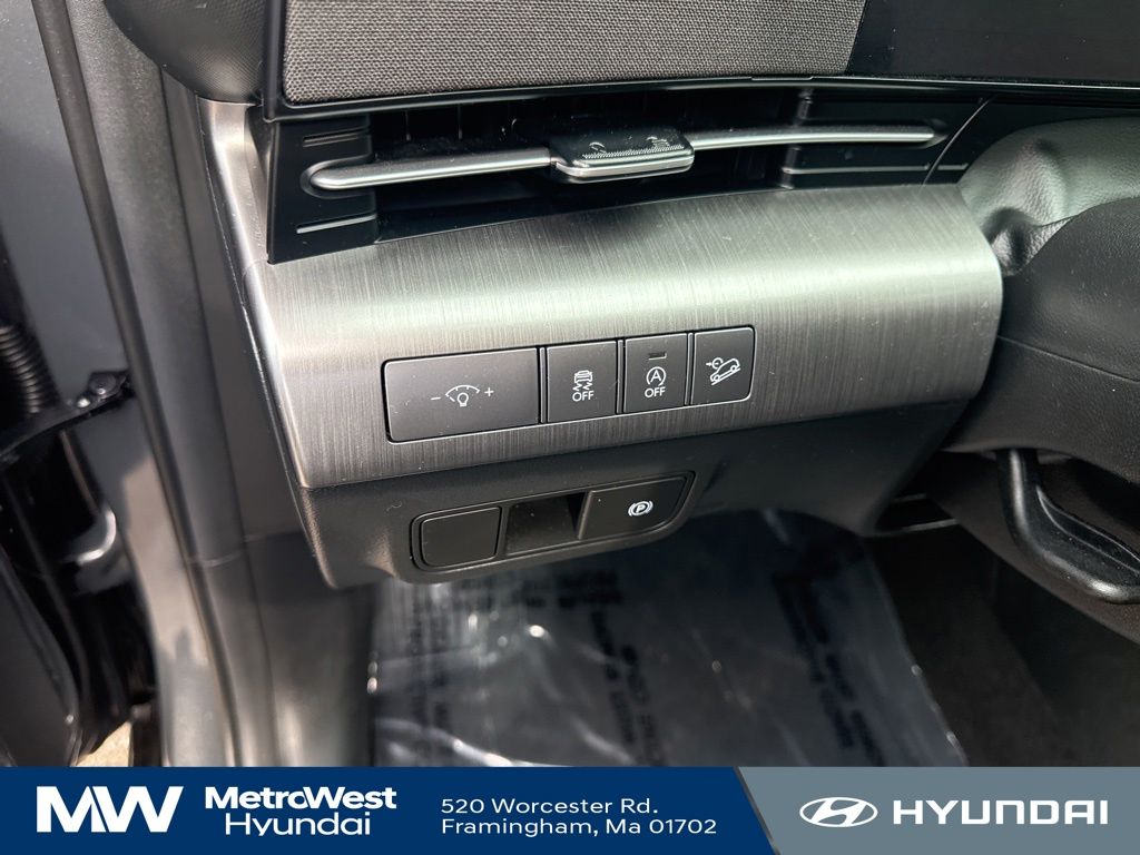 2024 Hyundai Kona SE - Photo 9