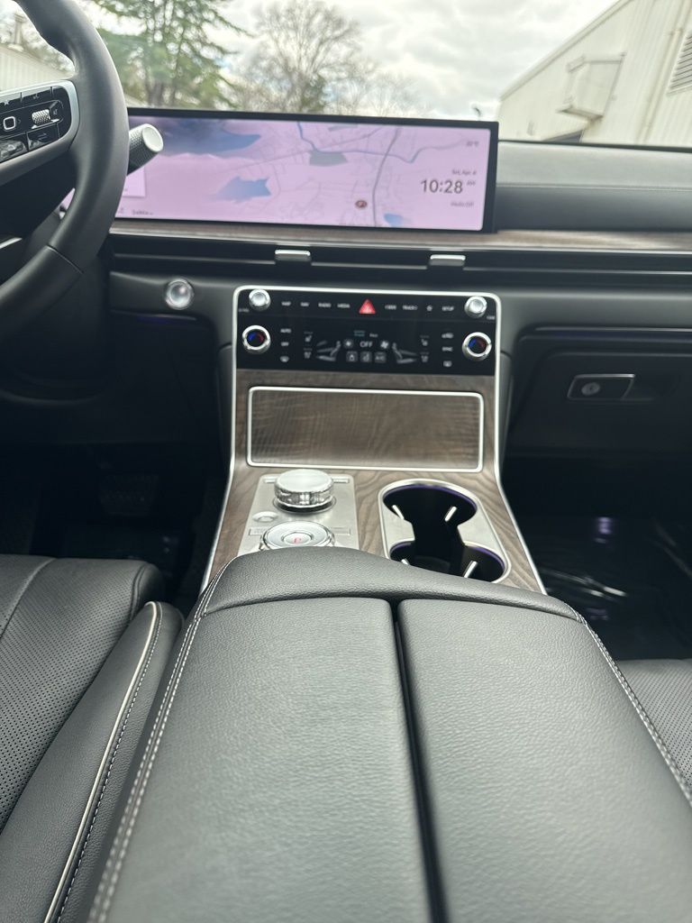 2025 GENESIS GV80 Advanced - Photo 13