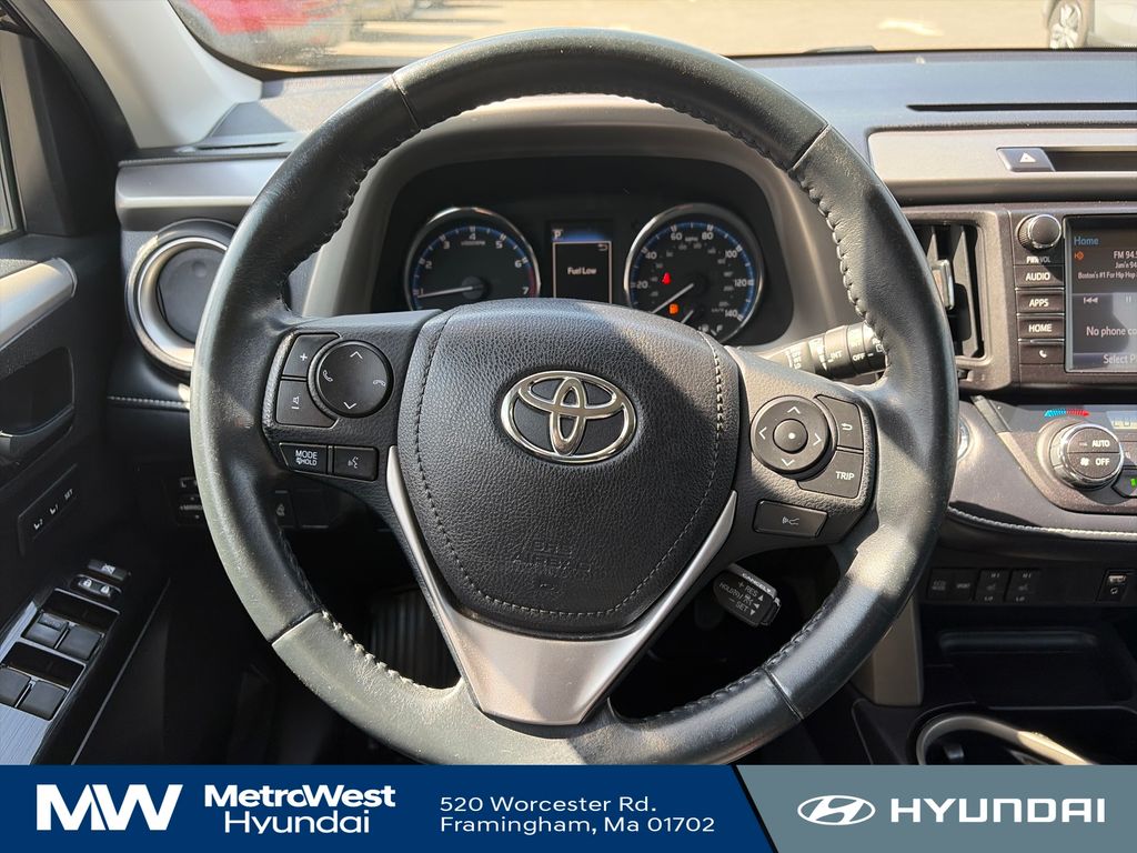 2018 Toyota RAV4 Limited - Photo 14