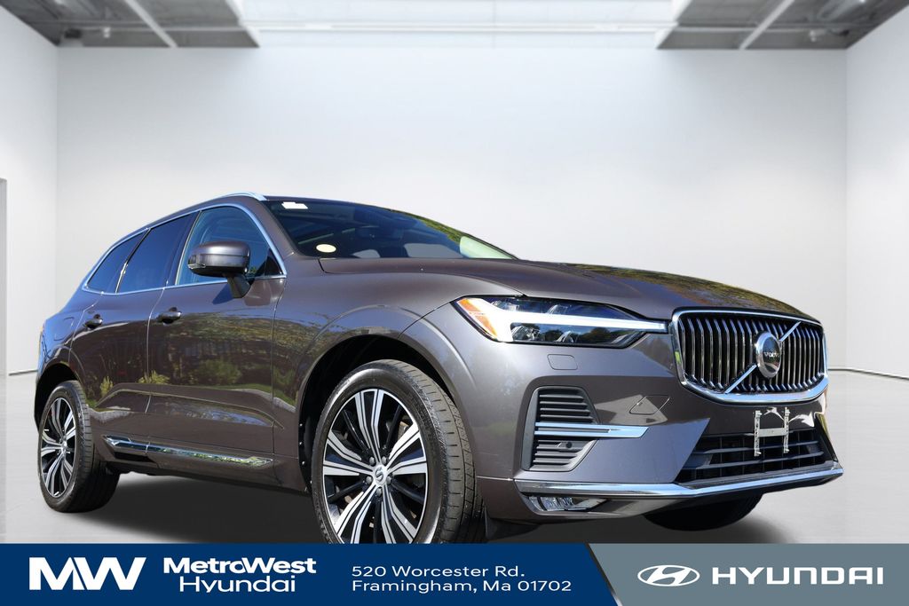 2022 Volvo XC60 Inscription photo 3