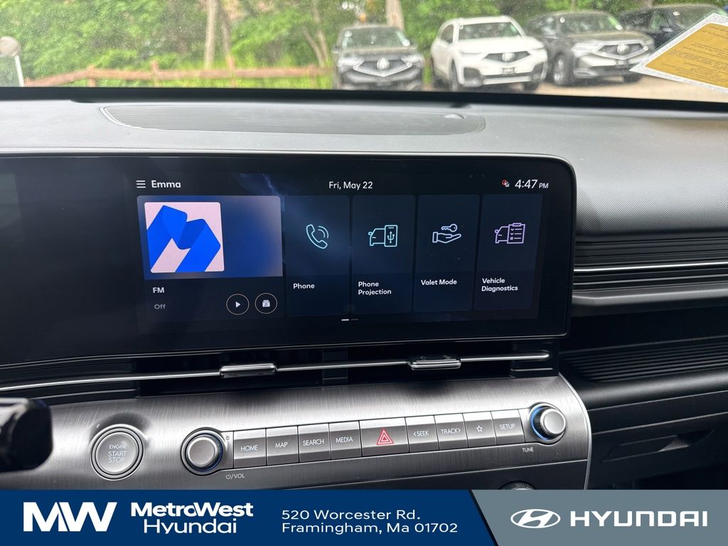 2024 Hyundai Kona SE - Photo 12