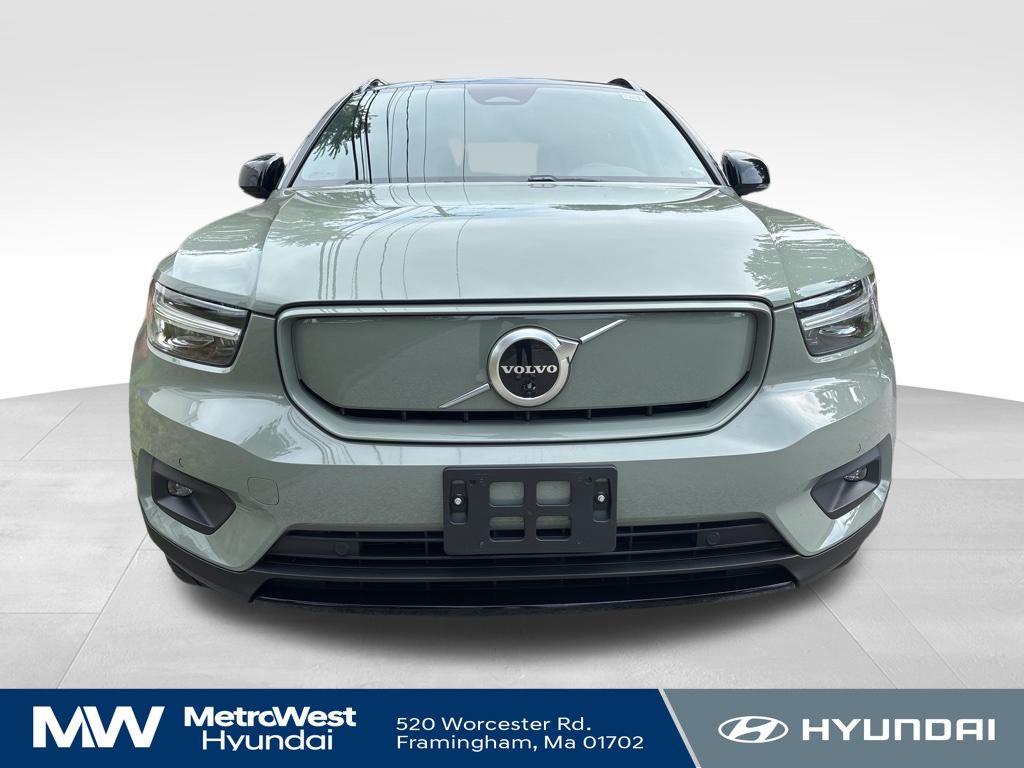 Used 2022 Volvo XC40 Plus with VIN YV4ED3UR6N2736180 for sale in Framingham, MA