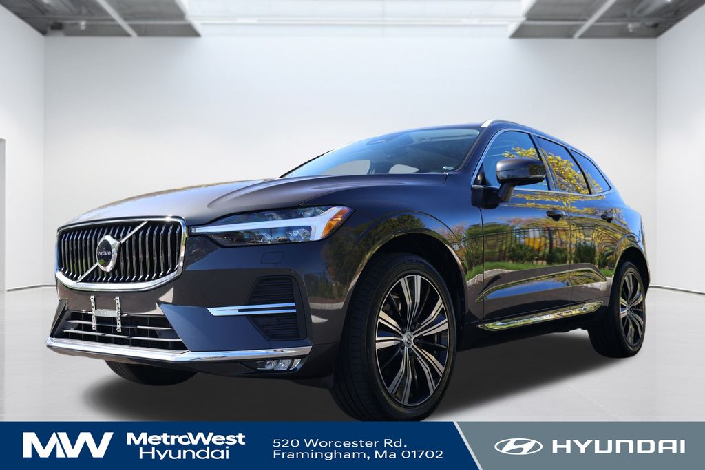 2022 Volvo XC60 Inscription's photo