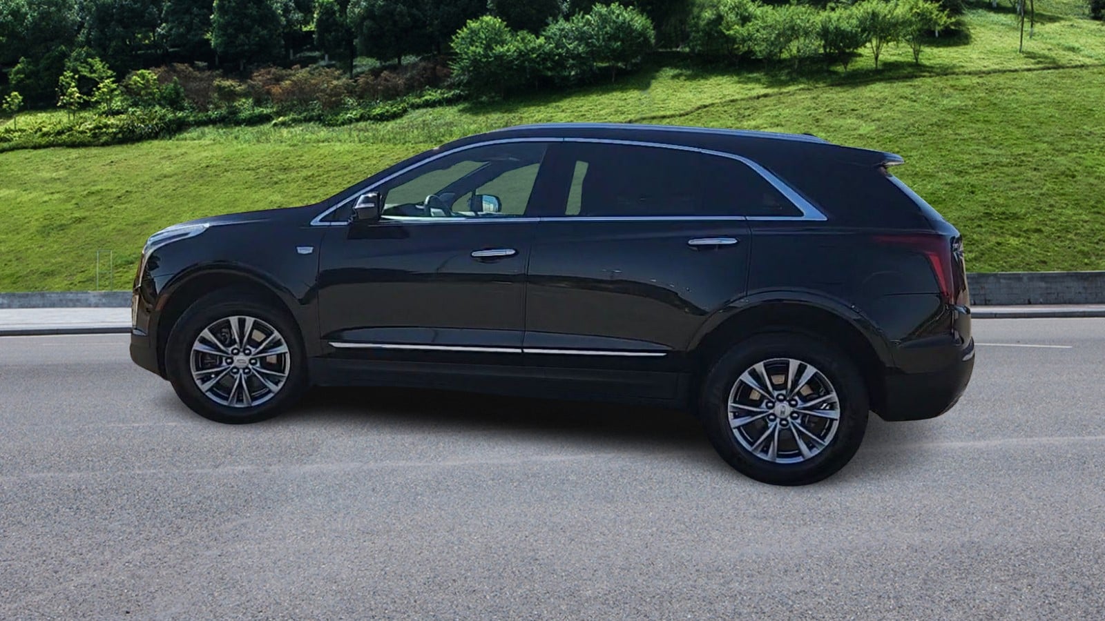 Used 2023 Cadillac XT5 Premium Luxury with VIN 1GYKNCRS5PZ158415 for sale in Greensboro, NC