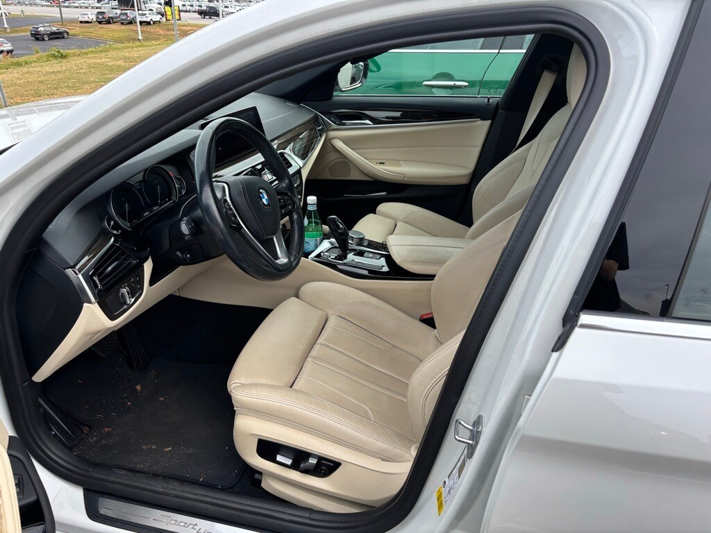 2019 Bmw 540i 5-Series photo 4