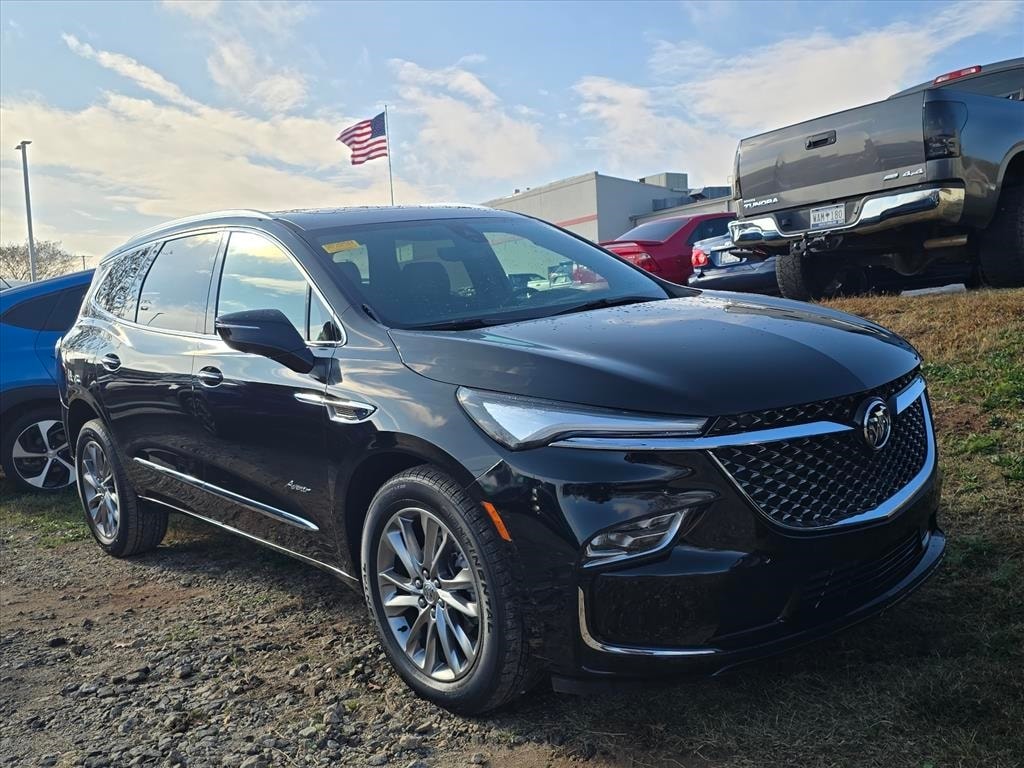 2023 Buick Enclave Avenir's photo