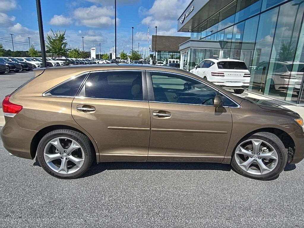 Used 2011 Toyota Venza V6 FWD SUV