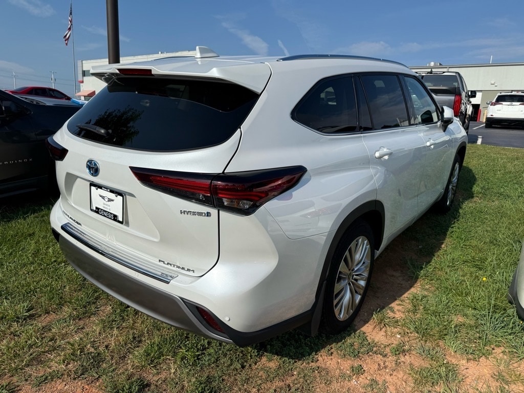 Used 2024 Toyota Highlander Platinum with VIN 5TDEBRCH4RS616493 for sale in Greer, SC