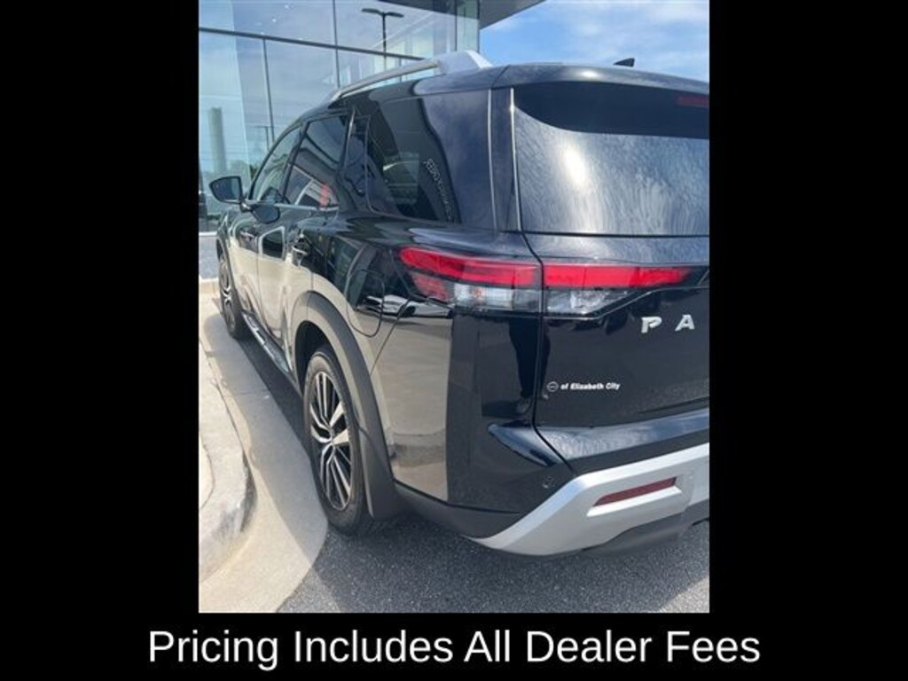 Used 2025 Nissan Pathfinder Platinum SUV