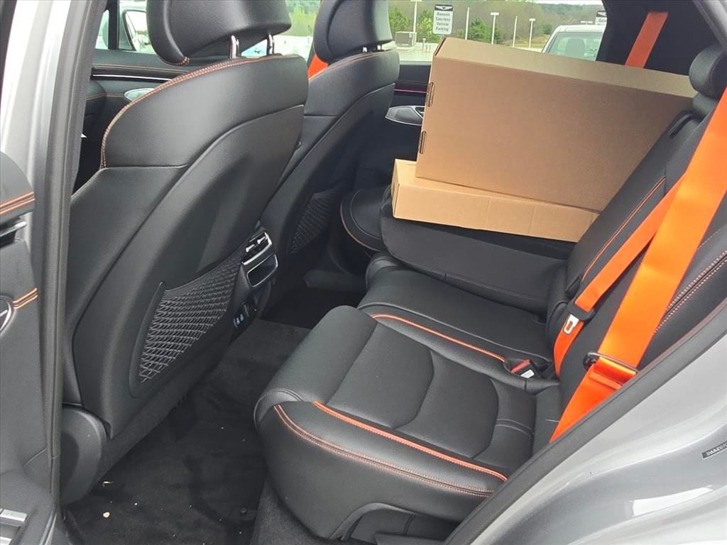 2026 GENESIS GV70 Sport Advanced - Photo 12