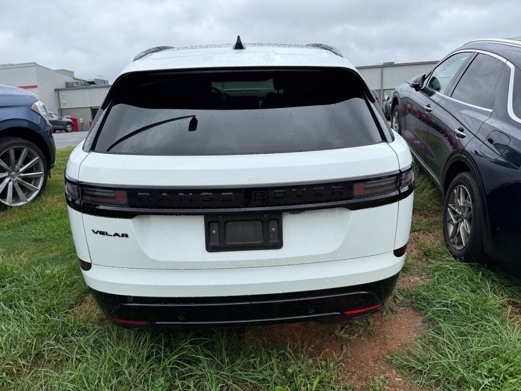 2024 Land Rover Range Rover Velar P250 Dynamic SE photo 2