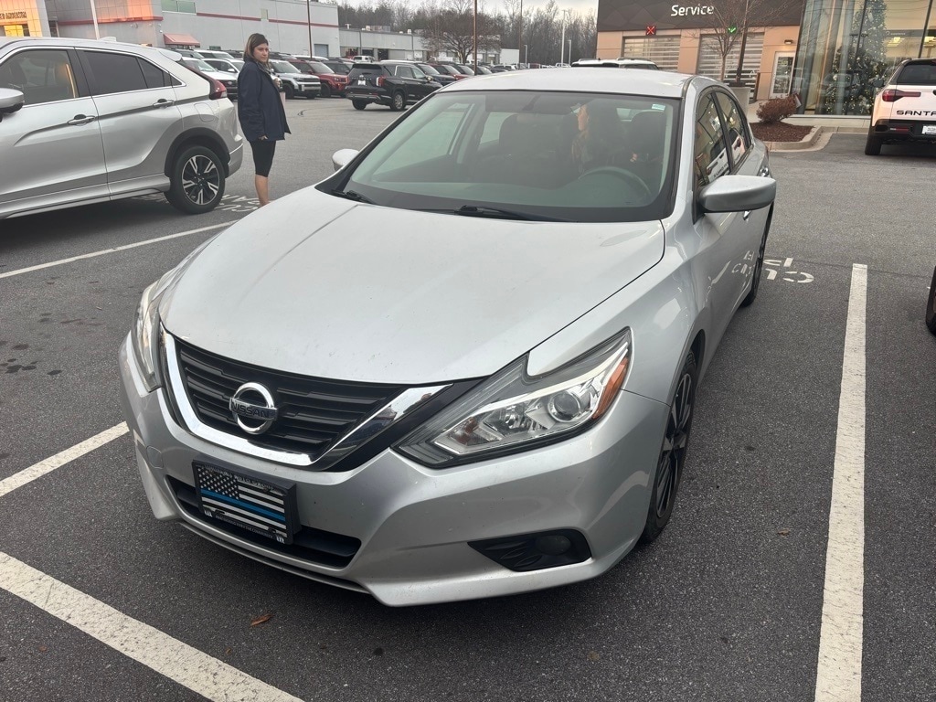 2018 Nissan Altima SV's photo
