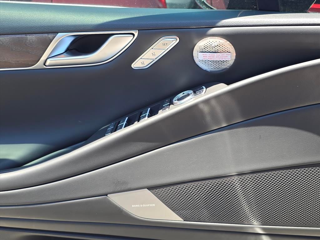 2026 GENESIS G80 Advanced - Photo 17