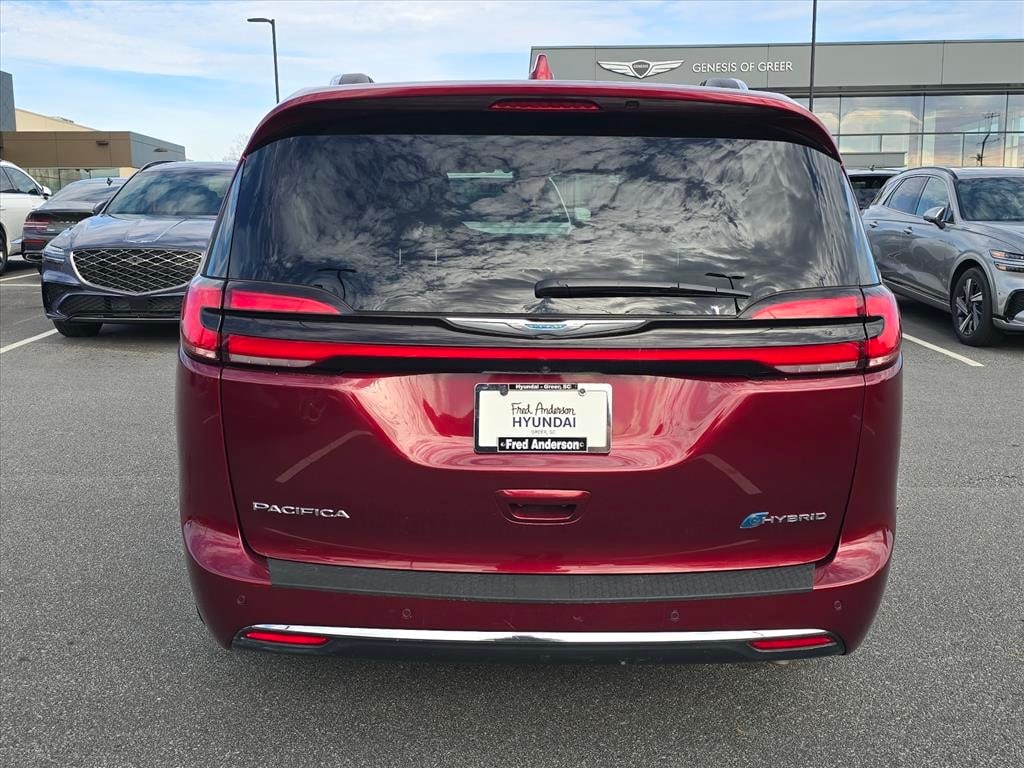 Used 2021 Chrysler Pacifica Hybrid Limited Minivan/Van