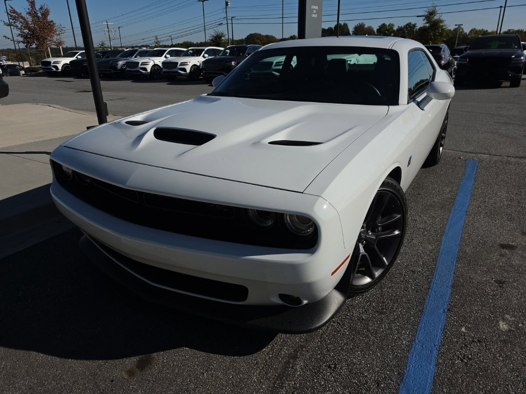  Dodge Challenger