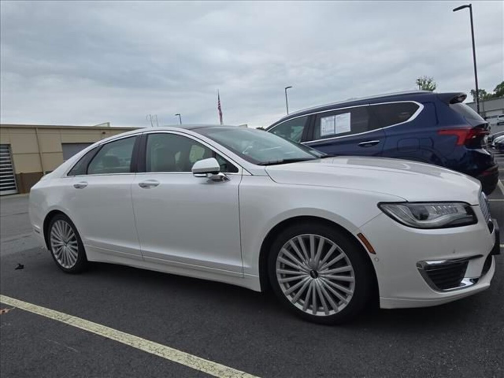 Used 2017 Lincoln MKZ Reserve Sedan