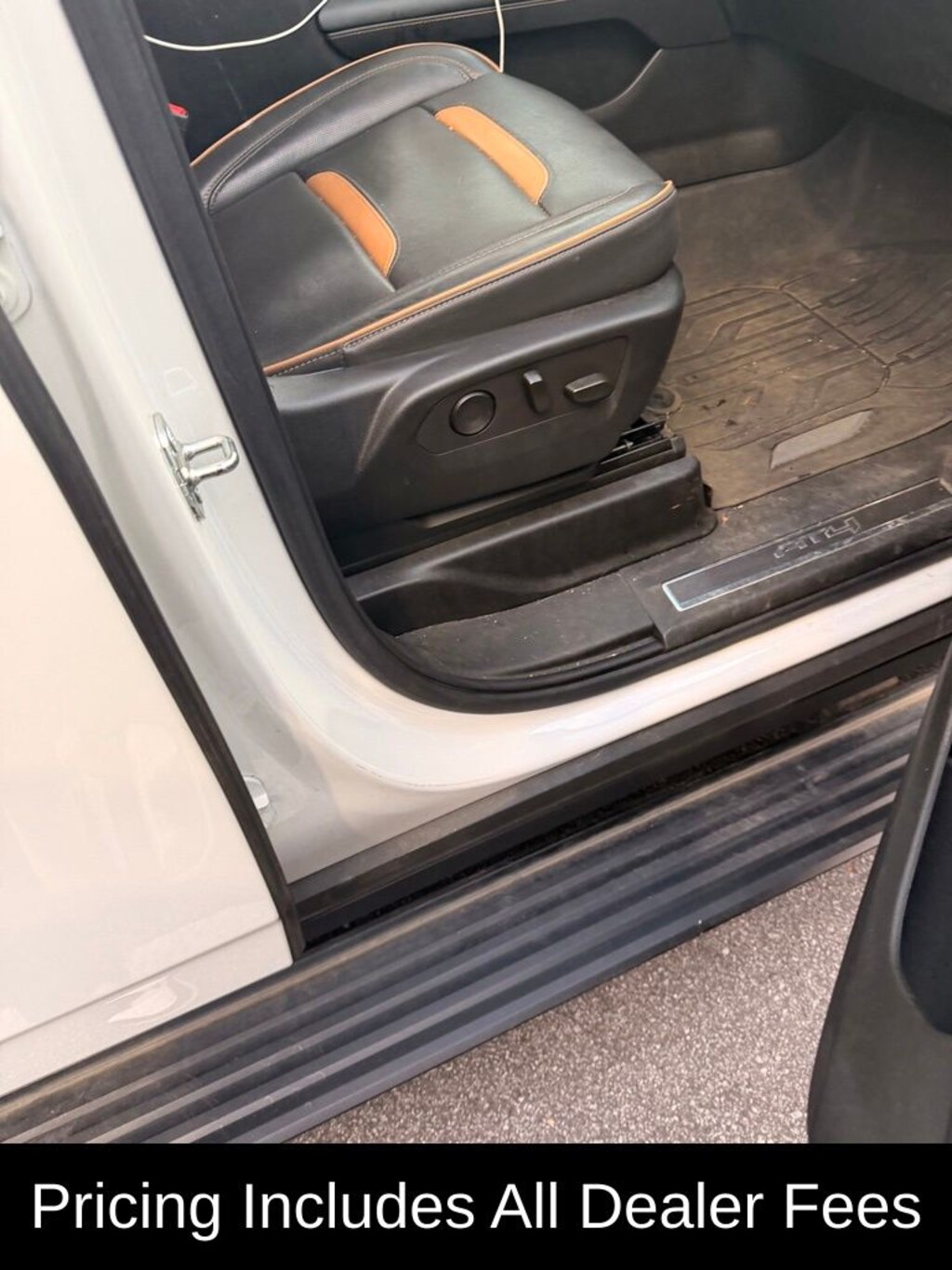 Used 2022 GMC Yukon XL AT4 SUV