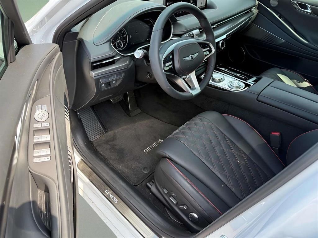 2024 GENESIS G80 SPORT - Photo 9
