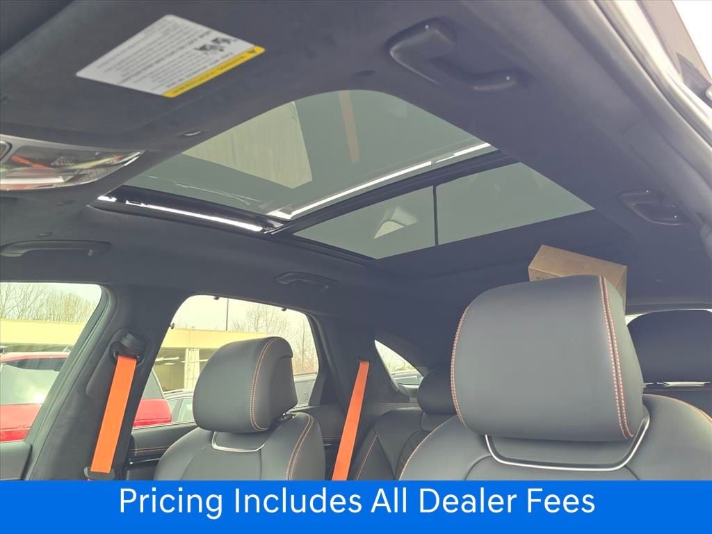 2026 GENESIS GV70 Sport Prestige - Photo 16