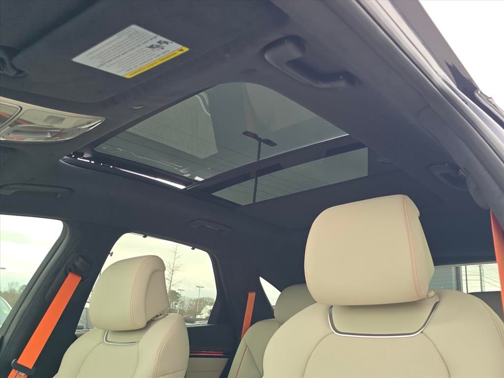 2026 GENESIS GV70 Sport Prestige - Photo 14