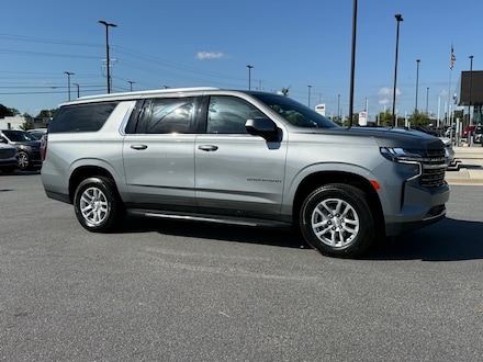 2023 Chevrolet Suburban LT SUV