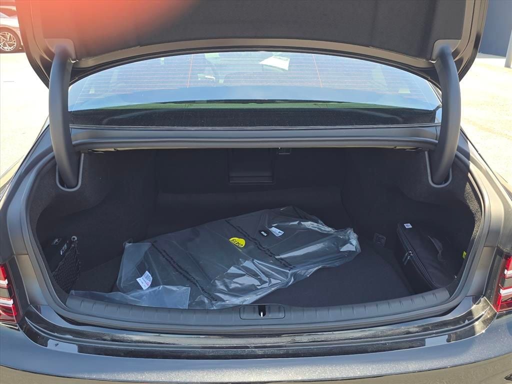 2026 GENESIS G80 Advanced - Photo 13