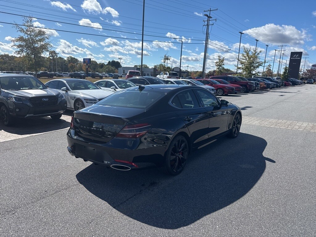 2023 Genesis G70 3.3T photo 2