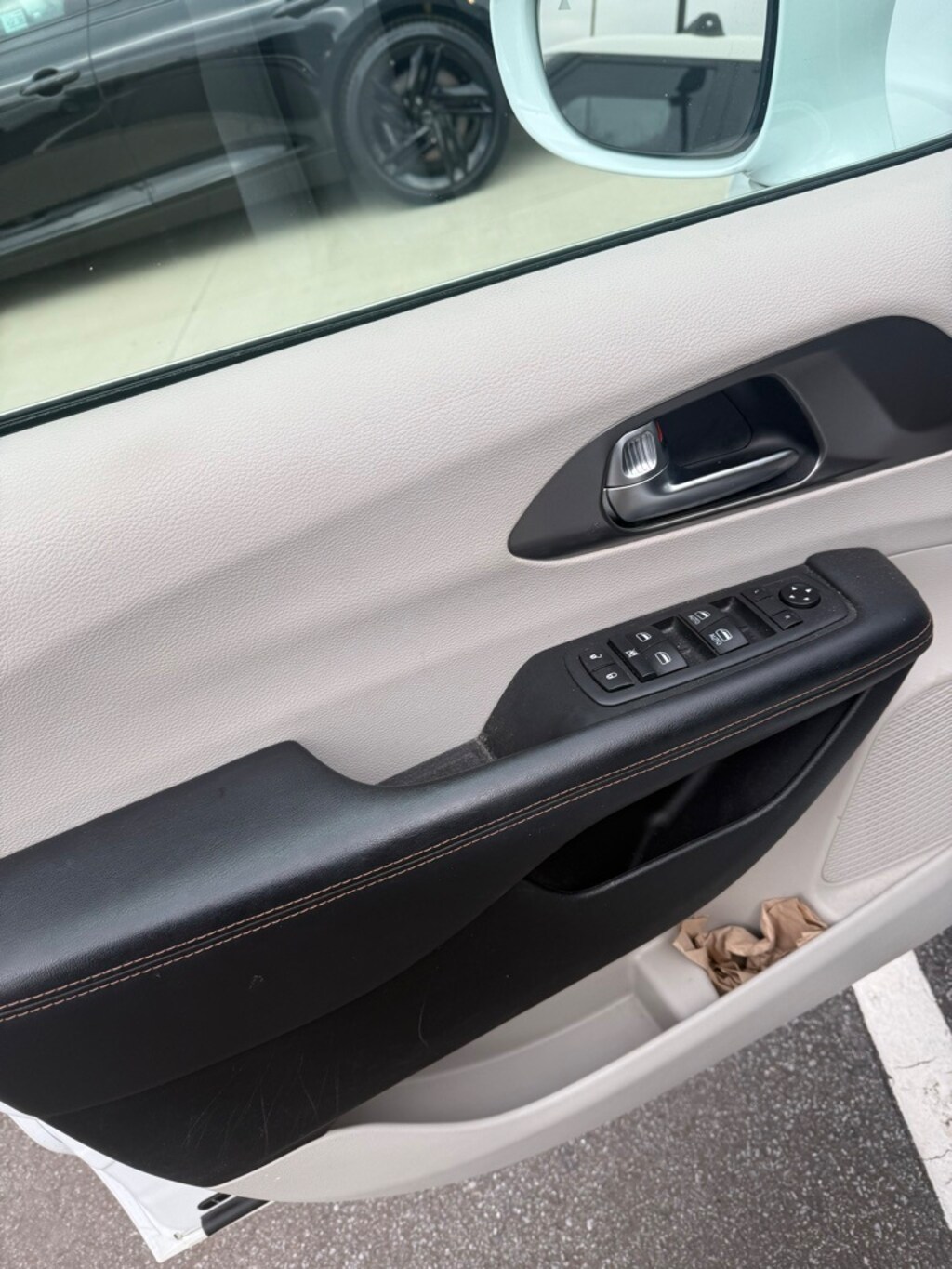 Used 2020 Chrysler Pacifica Touring Minivan/Van